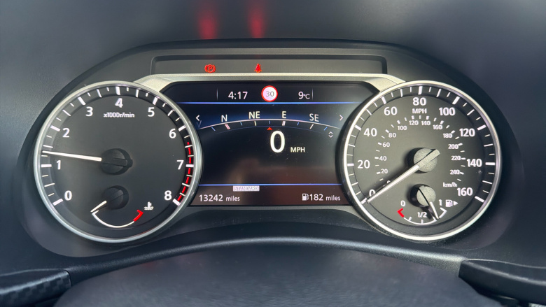 Nissan Juke 1.0 DiG-T 114 N-Connecta 5dr Petrol Hatchback